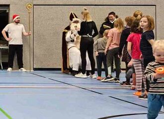 Nikolaus bei den BSG Kindern Nikolaus bei den BSG Kindern